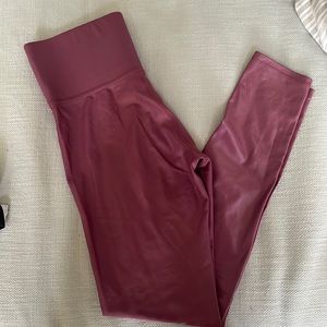 VGUC Carbon38 Takara leggings sz med